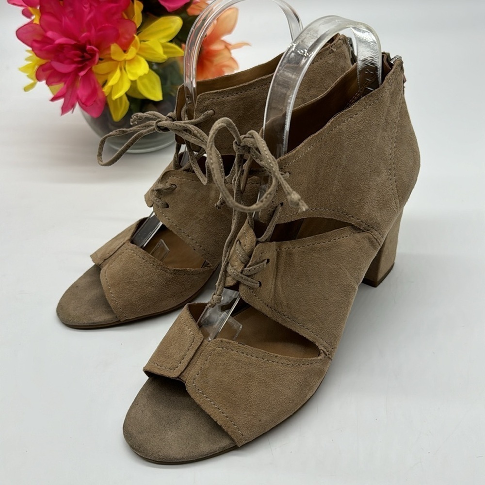 Franco Sarto Tan Lace Up Block Heel Suede Sandal Size 9 MCH6286